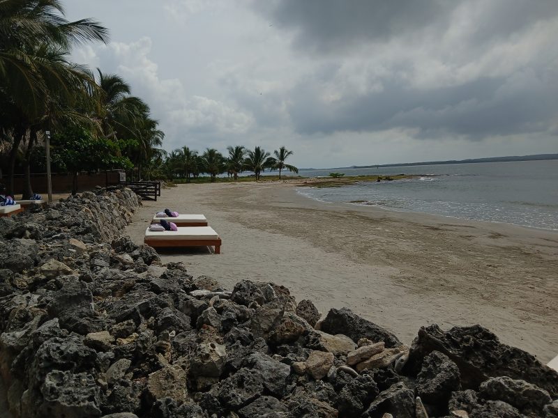 Atolon Beach Club - Tierra Bomba